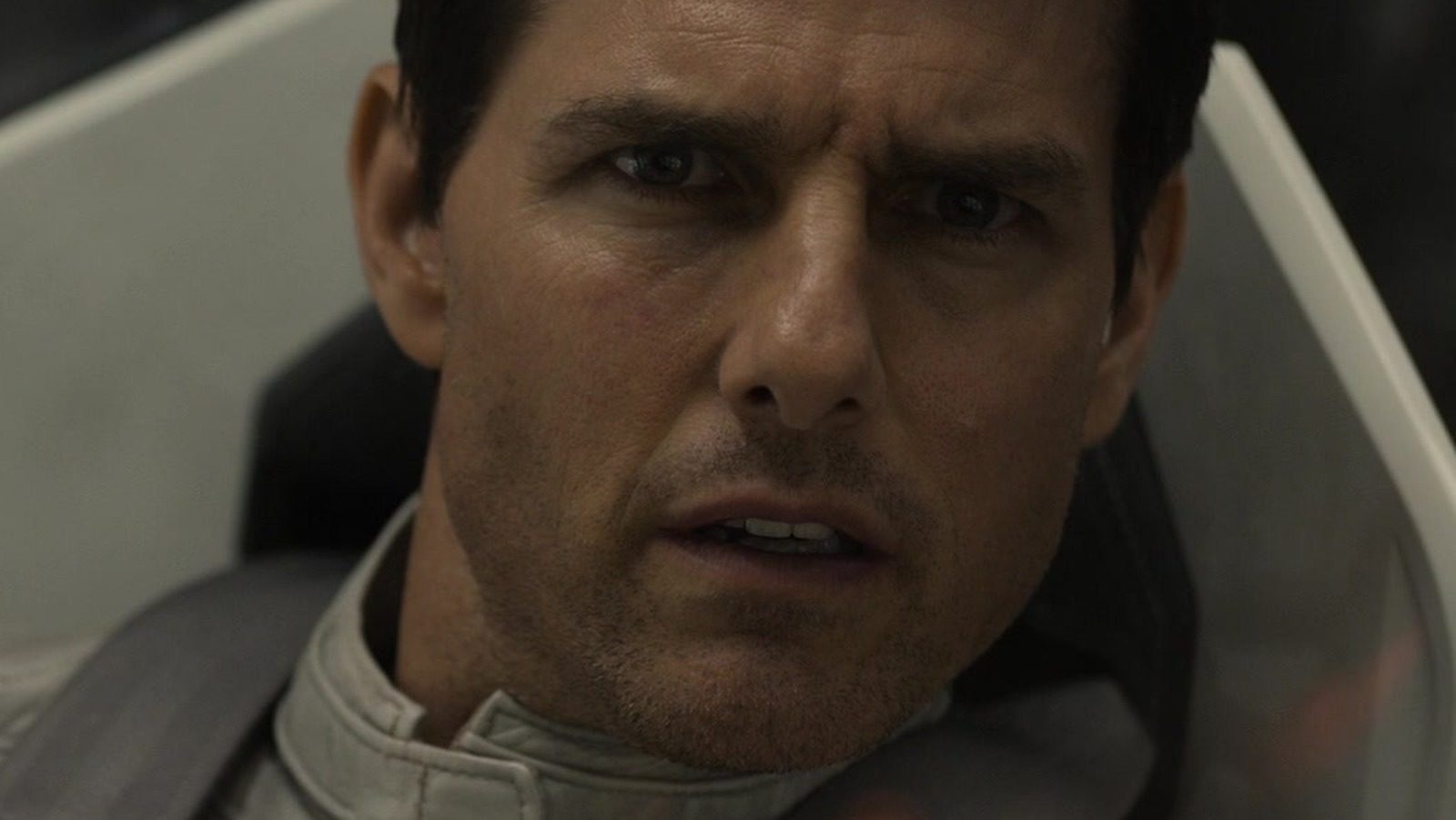 14 Facts About Tom Cruise's 2013 Hit Movie That Are Worth Extracting